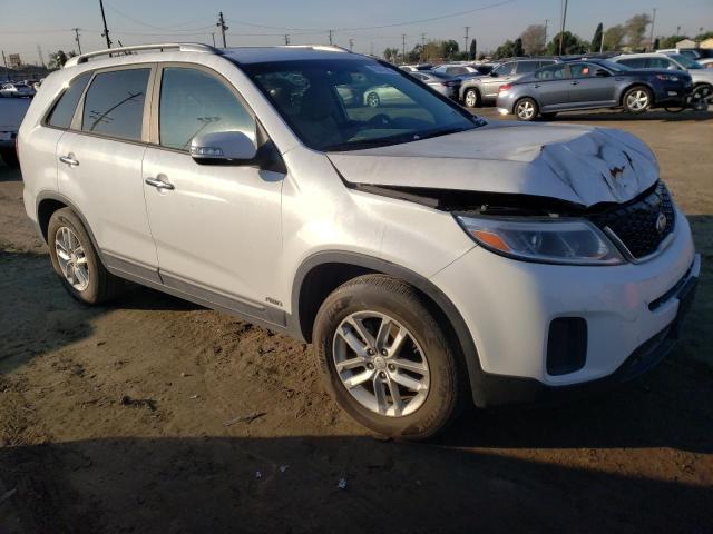 Photo 4 from auction – 2015 KIA SORENTO LX with VIN 5XYKTDA76FG596480