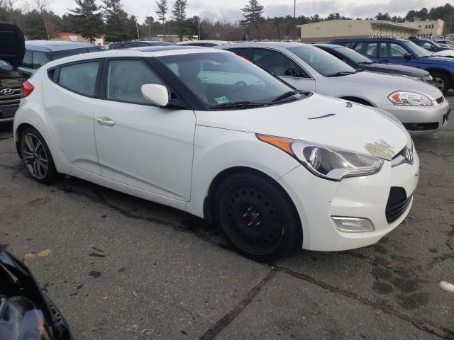 Photo 4 from auction – 2013 HYUNDAI VELOSTER with VIN KMHTC6AD2DU093381