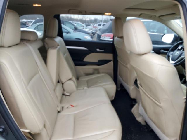 Photo 11 from auction – 2015 TOYOTA HIGHLANDER with VIN 5TDJKRFH4FS210350