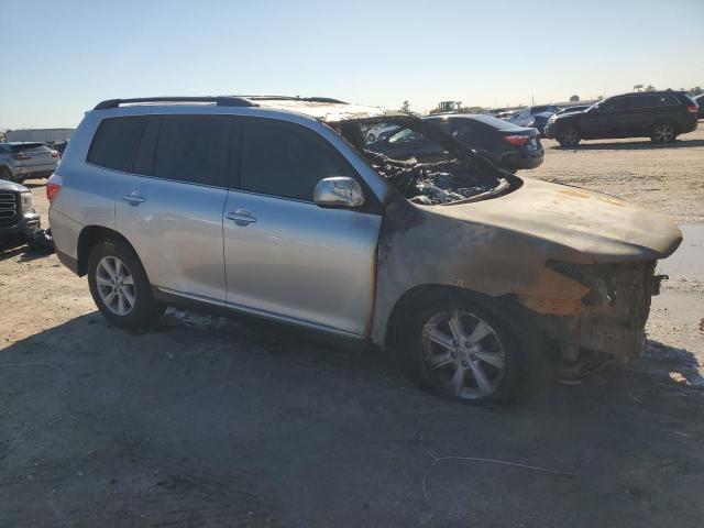 Photo 4 from auction – 2013 TOYOTA HIGHLANDER with VIN 5TDZK3EH2DS117373