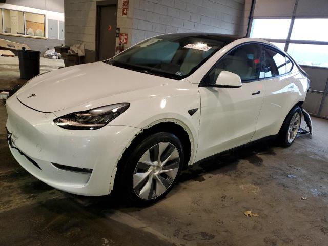 TESLA MODEL Y 2022 with VIN 7SAYGDEE1NF325178 - Photo from auction