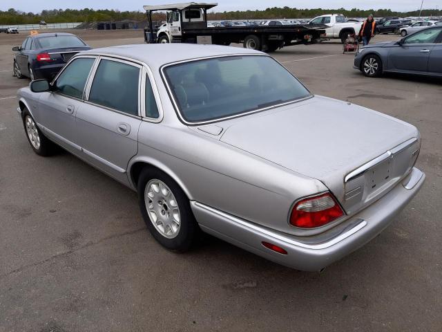 Photo 3 from auction – 2000 JAGUAR XJ8 with VIN SAJDA14C6YLF02034