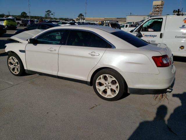 Photo 2 from auction – 2010 FORD TAURUS SEL with VIN 1FAHP2EW1AG115552