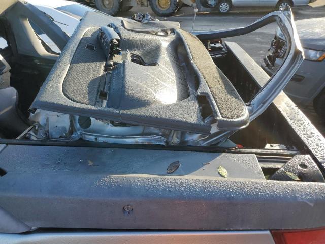 Photo 12 from auction – 2002 CHEVROLET AVALANCHE with VIN 3GNEC13T72G109991