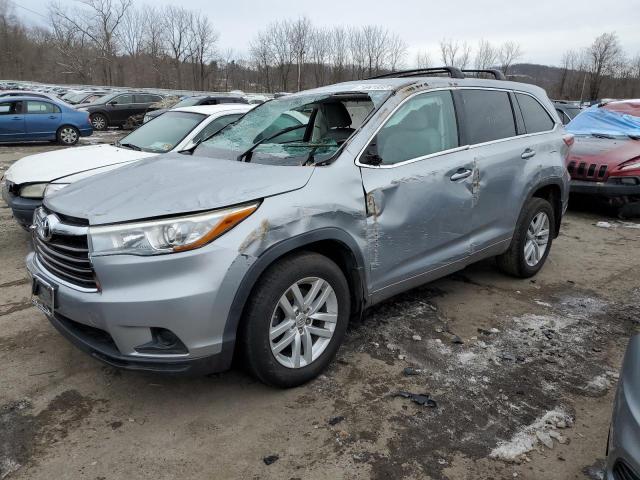 TOYOTA HIGHLANDER 2015 with VIN 5TDBKRFH7FS180832 - Photo from auction