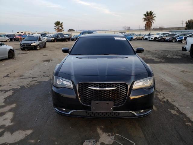 Photo 5 from auction – 2017 CHRYSLER 300 S with VIN 2C3CCAGG0HH584585