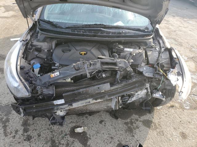 Photo 11 from auction – 2016 HYUNDAI ELANTRA SE with VIN 5NPDH4AE1GH736664