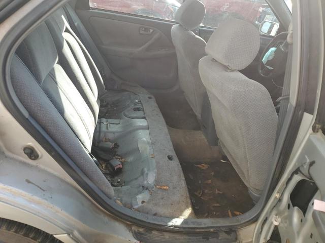 Photo 10 from auction – 2001 TOYOTA CAMRY CE with VIN 4T1BG22K31U025429