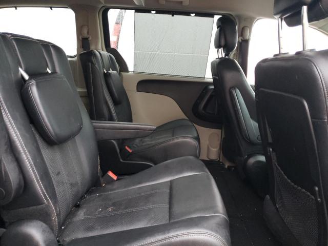 Photo 11 from auction – 2014 CHRYSLER TOWN & COU with VIN 2C4RC1CG1ER312659