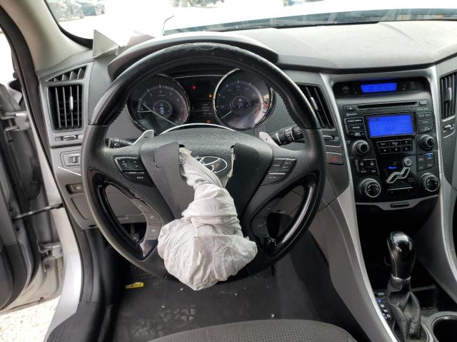 Photo 8 from auction – 2013 HYUNDAI SONATA SE with VIN 5NPEC4AB1DH661775