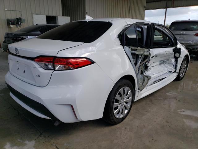 Photo 3 from auction – 2022 TOYOTA COROLLA LE with VIN 5YFEPMAE9NP313631