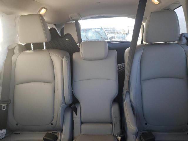 Photo 10 from auction – 2018 HONDA ODYSSEY EX with VIN 5FNRL6H75JB022145