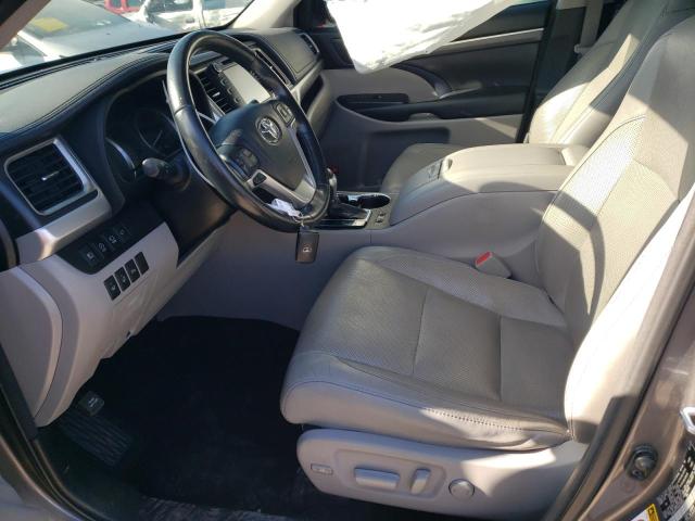 Foto 7 de la subasta – 2017 TOYOTA HIGHLANDER con VIN 5TDDZRFH1HS410680