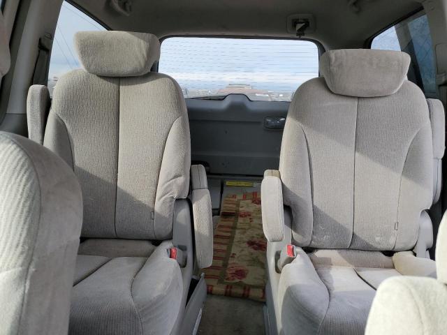 Photo 10 from auction – 2006 KIA SEDONA EX with VIN KNDMB233966068929
