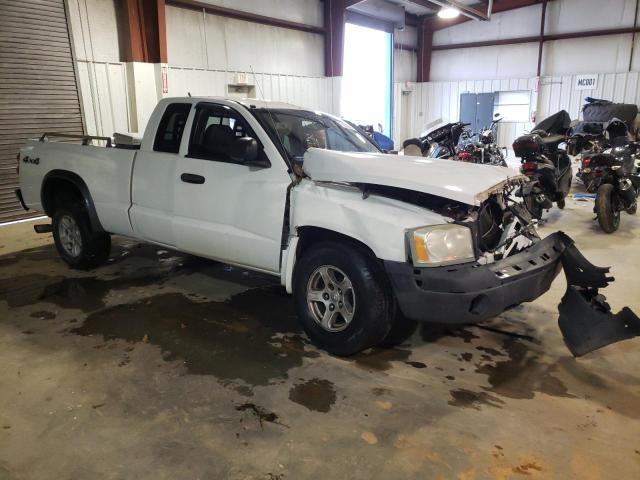 Photo 4 from auction – 2005 DODGE DAKOTA SLT with VIN 1D7HW42K75S169165