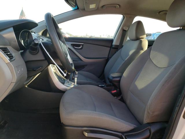 Photo 7 from auction – 2012 HYUNDAI ELANTRA GL with VIN 5NPDH4AE7CH117013