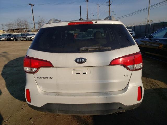 Photo 6 from auction – 2015 KIA SORENTO LX with VIN 5XYKTDA76FG596480