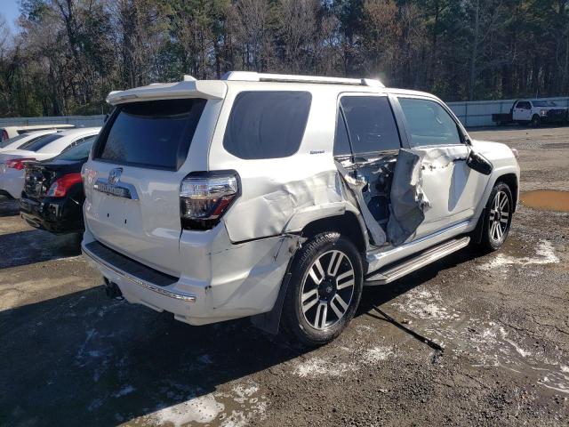 Photo 4 from auction – 2018 TOYOTA 4RUNNER SR with VIN JTEZU5JR8J5174355