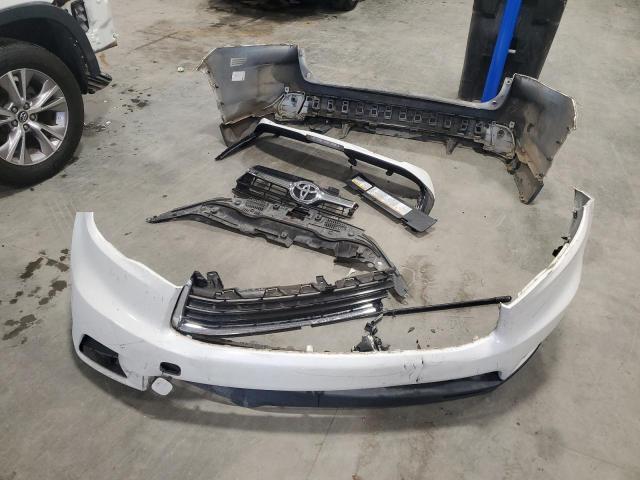 Photo 12 from auction – 2016 TOYOTA HIGHLANDER with VIN 5TDZKRFH6GS183012