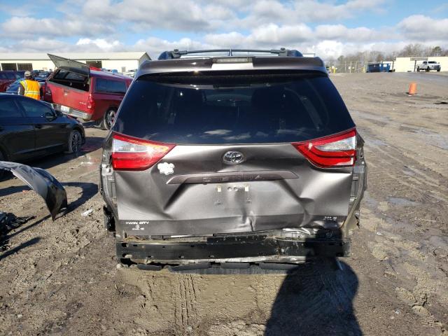 Photo 6 from auction – 2018 TOYOTA SIENNA XLE with VIN 5TDYZ3DC3JS949250