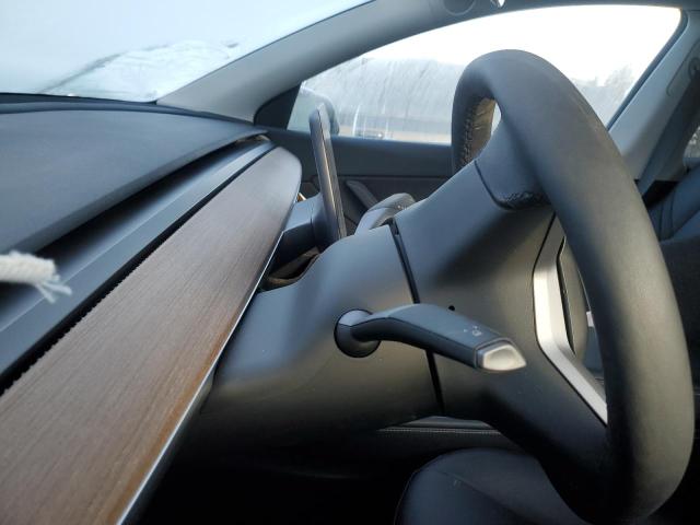 Photo 9 from auction – 2022 TESLA MODEL Y with VIN 7SAYGDEE0NF341257