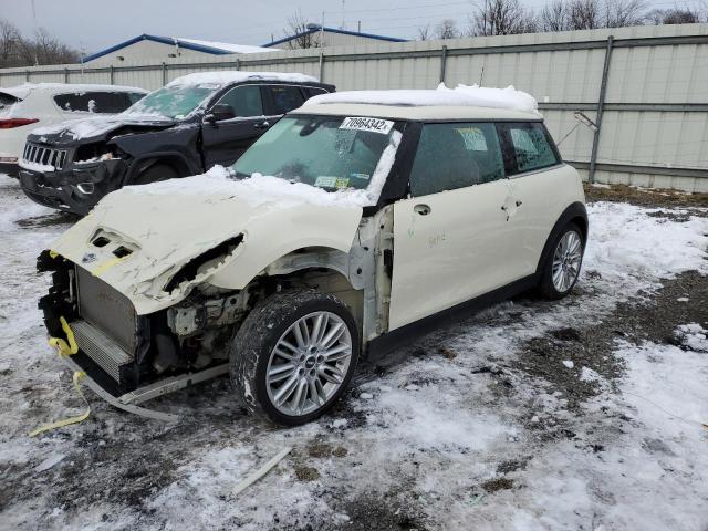 MINI COOPER S 2022 with VIN WMW53DH06N2P94360 - Photo from auction
