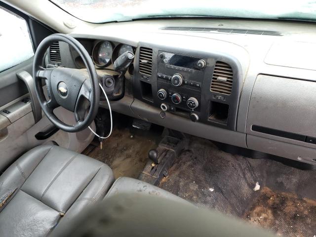 Photo 8 from auction – 2011 CHEVROLET SILVERADO with VIN 1GCNKPE02BF179885