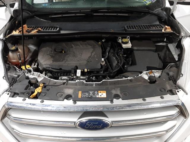 Photo 12 from auction – 2017 FORD ESCAPE SE with VIN 1FMCU9GD5HUC39140