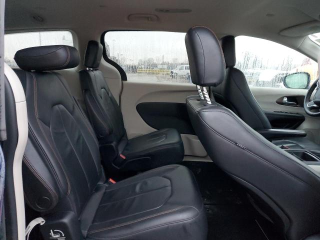 Photo 11 from auction – 2017 CHRYSLER PACIFICA T with VIN 2C4RC1BG2HR520653