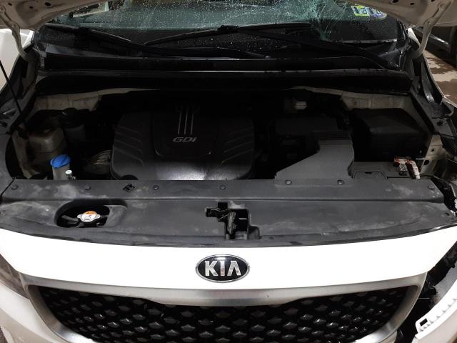 Photo 12 from auction – 2015 KIA SEDONA LX with VIN KNDMB5C15F6068605