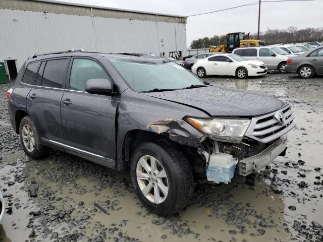 Photo 4 from auction – 2013 TOYOTA HIGHLANDER with VIN 5TDBK3EH5DS234754