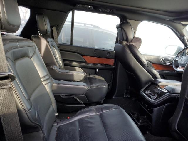 Photo 11 from auction – 2019 LINCOLN NAVIGATOR with VIN 5LMJJ2HTXKEL18251