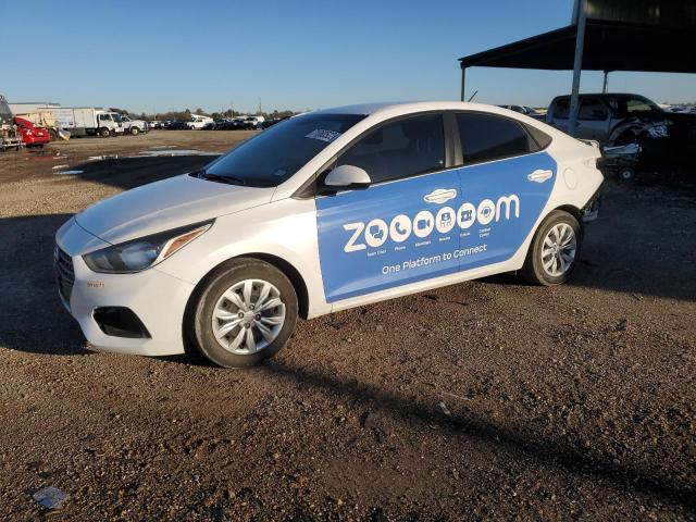 HYUNDAI ACCENT SE 2018 with VIN 3KPC24A31JE020452 - Photo from auction