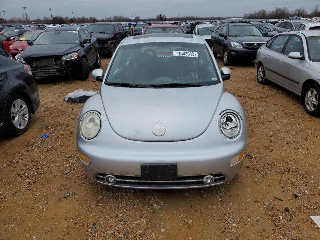 Photo 5 from auction – 2002 VOLKSWAGEN NEW BEETLE with VIN 3VWCP21C22M421387