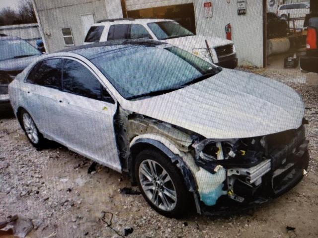 Photo 4 from auction – 2015 LINCOLN MKZ with VIN 3LN6L2GK0FR604656