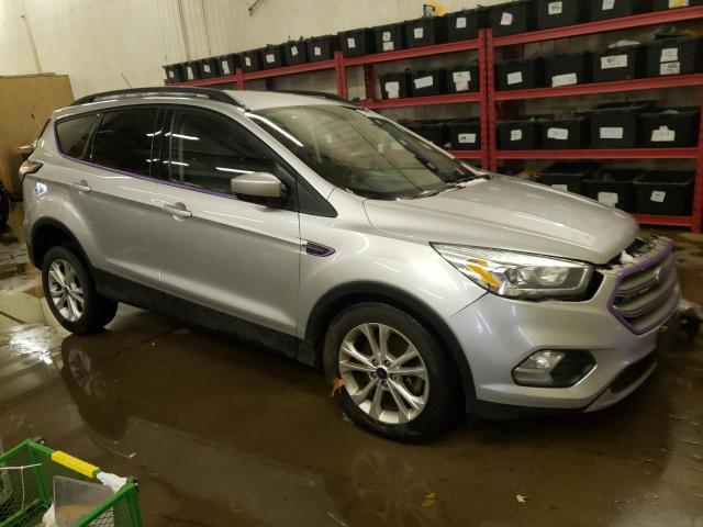 Photo 4 from auction – 2017 FORD ESCAPE SE with VIN 1FMCU9GD1HUD95417
