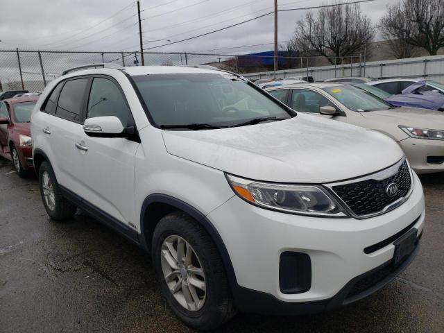 Photo 4 from auction – 2014 KIA SORENTO LX with VIN 5XYKTDA76EG452829
