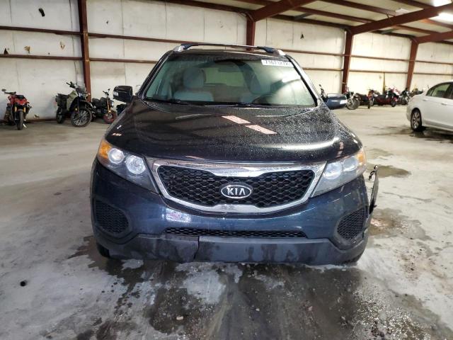 Photo 5 from auction – 2013 KIA SORENTO LX with VIN 5XYKTDA27DG360177