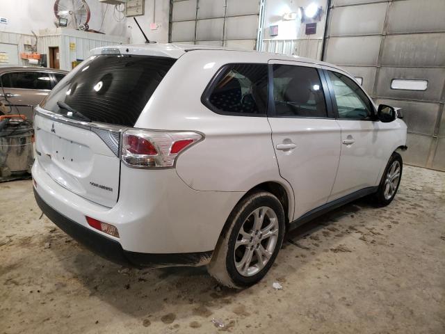 Photo 3 from auction – 2014 MITSUBISHI OUTLANDER with VIN JA4AD3A3XEZ017940