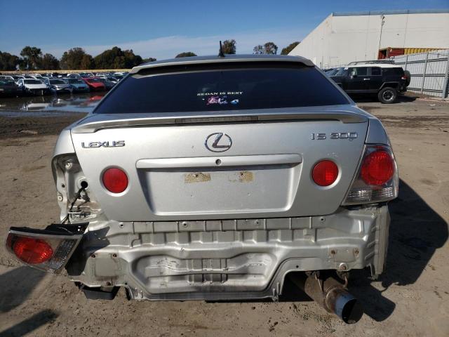 Photo 6 from auction – 2002 LEXUS IS 300 with VIN JTHBD192320043787