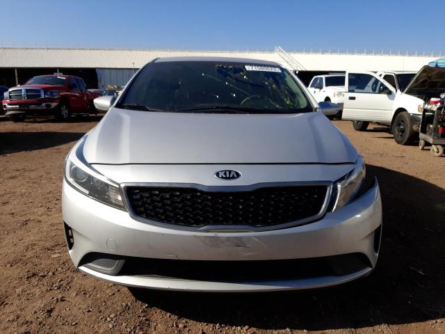 Photo 5 from auction – 2017 KIA FORTE LX with VIN 3KPFK4A74HE156035