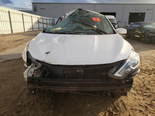 Photo 5 from auction – 2017 NISSAN SENTRA S with VIN 3N1AB7AP1HY205768