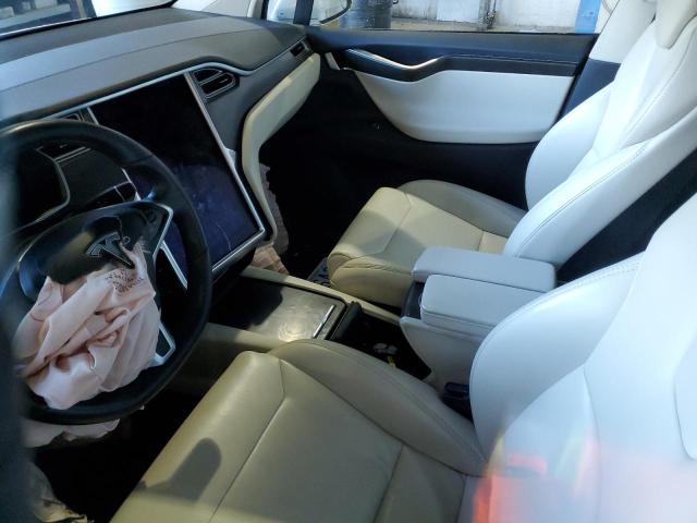 Photo 8 from auction – 2017 TESLA MODEL X with VIN 5YJXCDE46HF076215