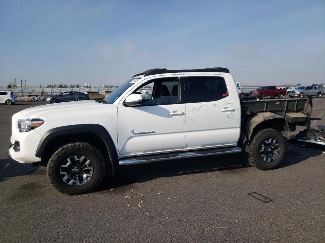 TOYOTA TACOMA DOU 2017 with VIN 3TMCZ5AN9HM092728 - Photo from auction