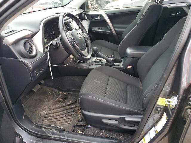 Photo 7 from auction – 2017 TOYOTA RAV4 XLE with VIN JTMRFREV2HD206682