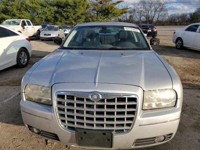 Photo 5 from auction – 2010 CHRYSLER 300 TOURIN with VIN 2C3CA4CD0AH199004