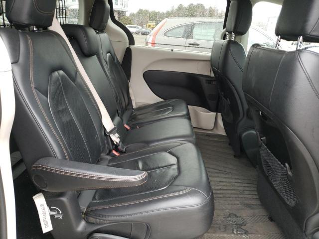 Photo 10 from auction – 2018 CHRYSLER PACIFICA T with VIN 2C4RC1BG0JR182238