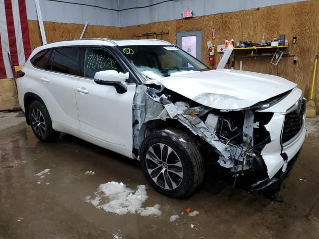 Photo 4 from auction – 2020 TOYOTA HIGHLANDER with VIN 5TDHZRBH9LS031328