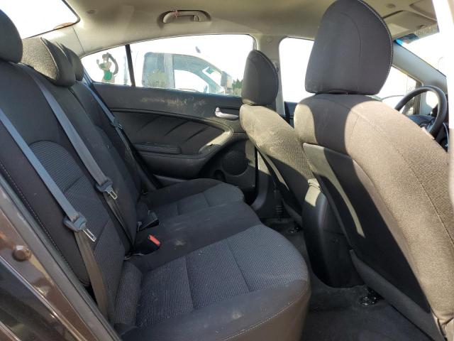 Photo 10 from auction – 2018 KIA FORTE LX with VIN 3KPFK4A74JE214859