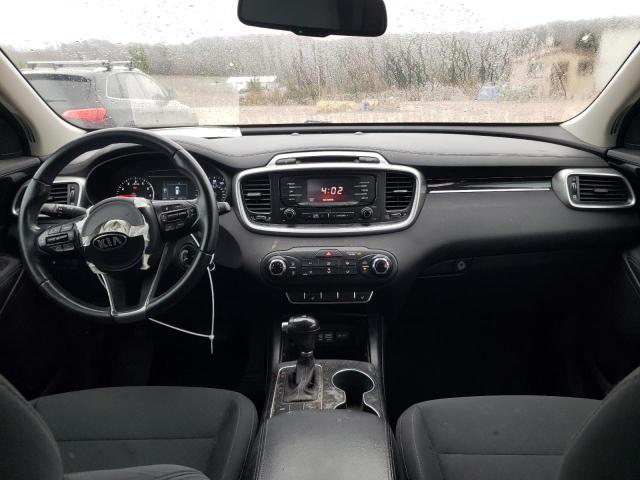 Photo 8 from auction – 2016 KIA SORENTO LX with VIN 5XYPG4A31GG075482
